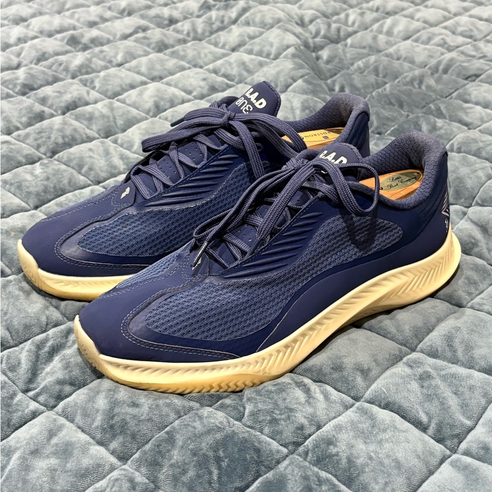 Men’s Navy Blue with Cream RAD One V1 sneakers